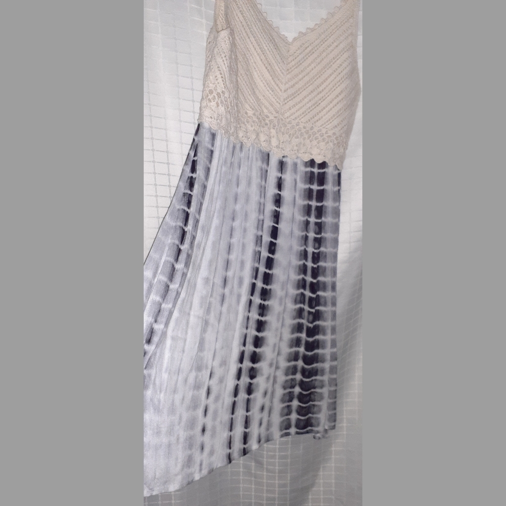 Mystree Crotchet Tie Dye Dress Sz S - Picture 3 of 9